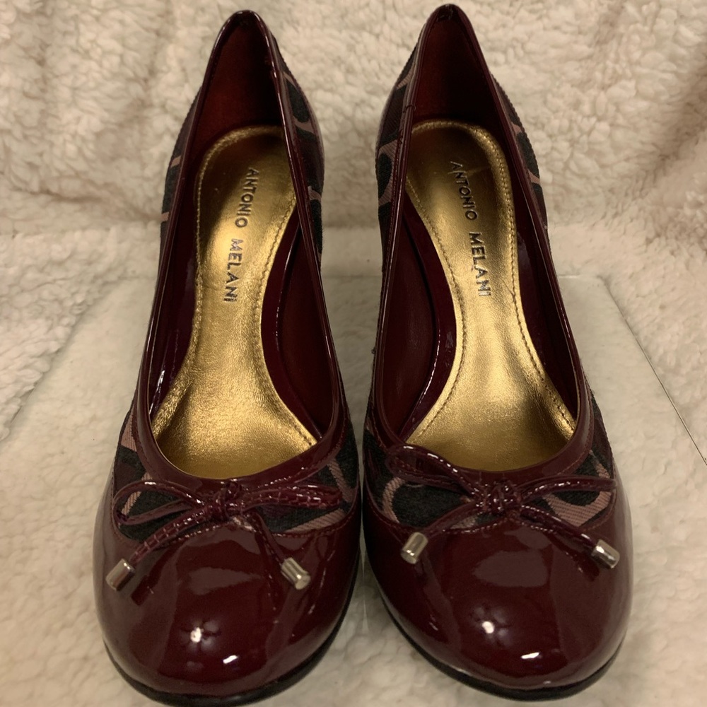 NWT Antonio Melani Sz 6 pumps